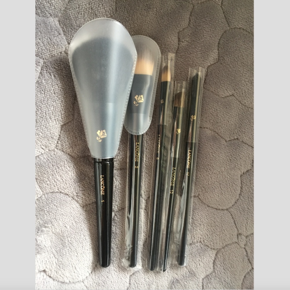 5 pc Set Lancome Makeup Brushes